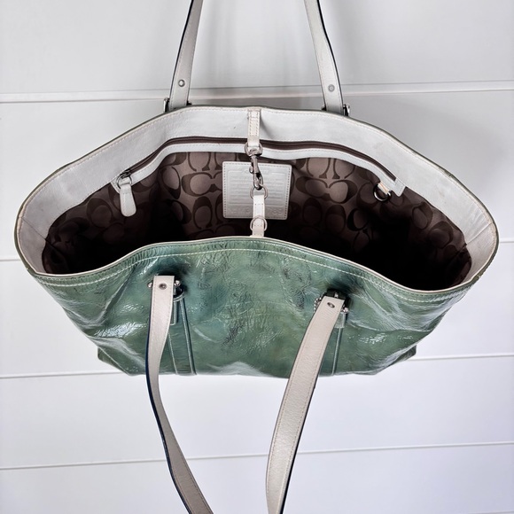 Vintage COACH Blue Glazed Gallery Lunch Tote Patent Leather - Picture 10 of 16